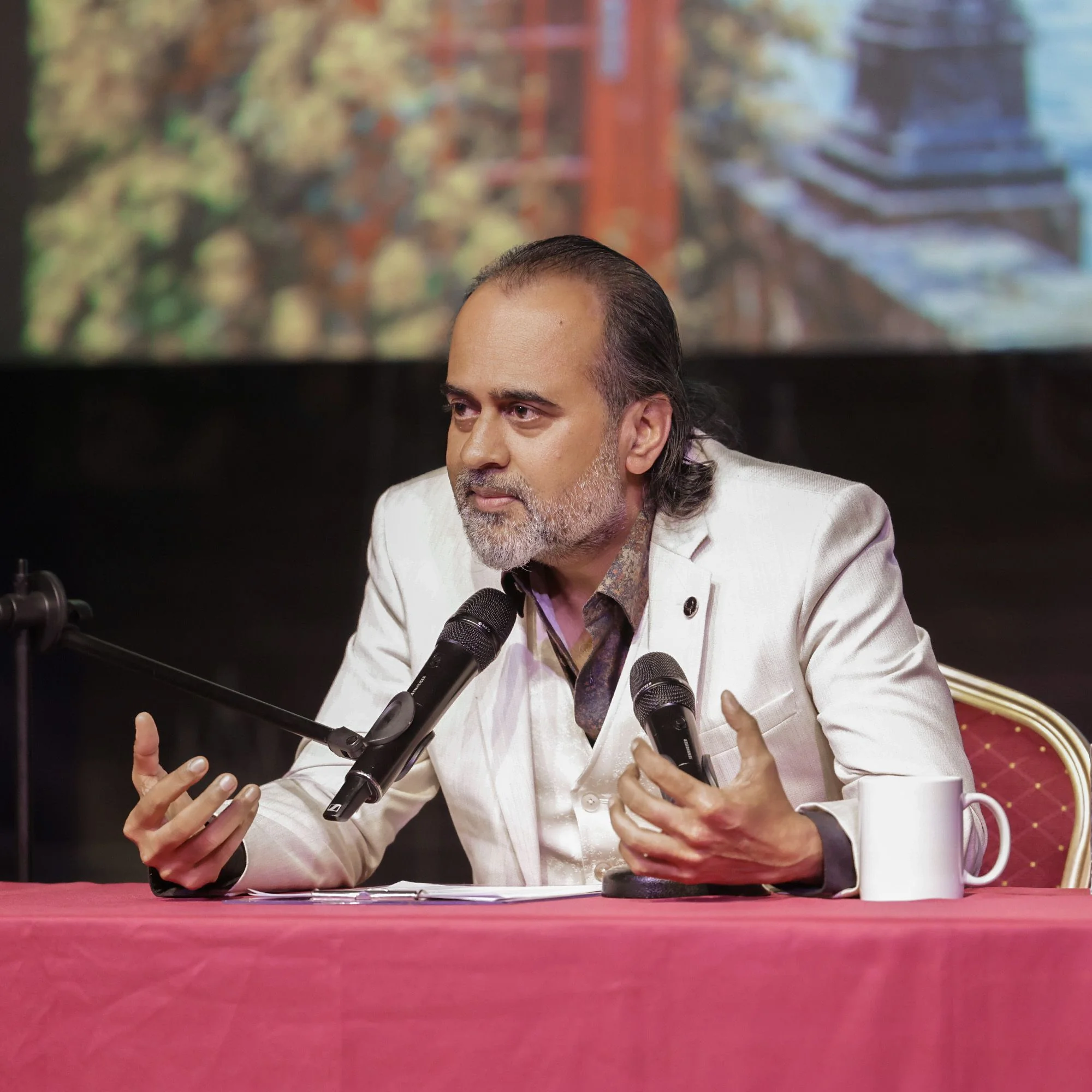 London Public Session — photo 9