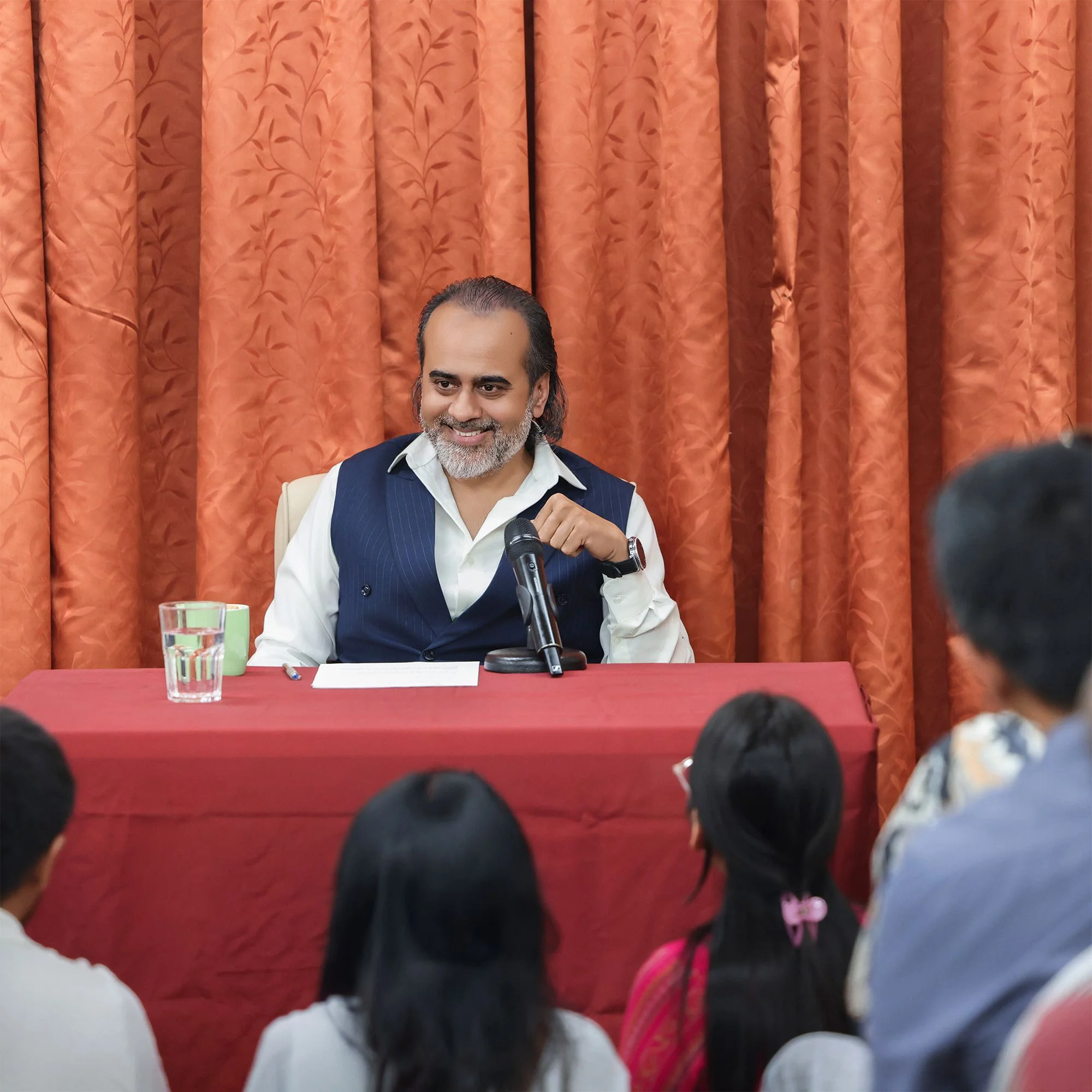 London Public Session — photo 11
