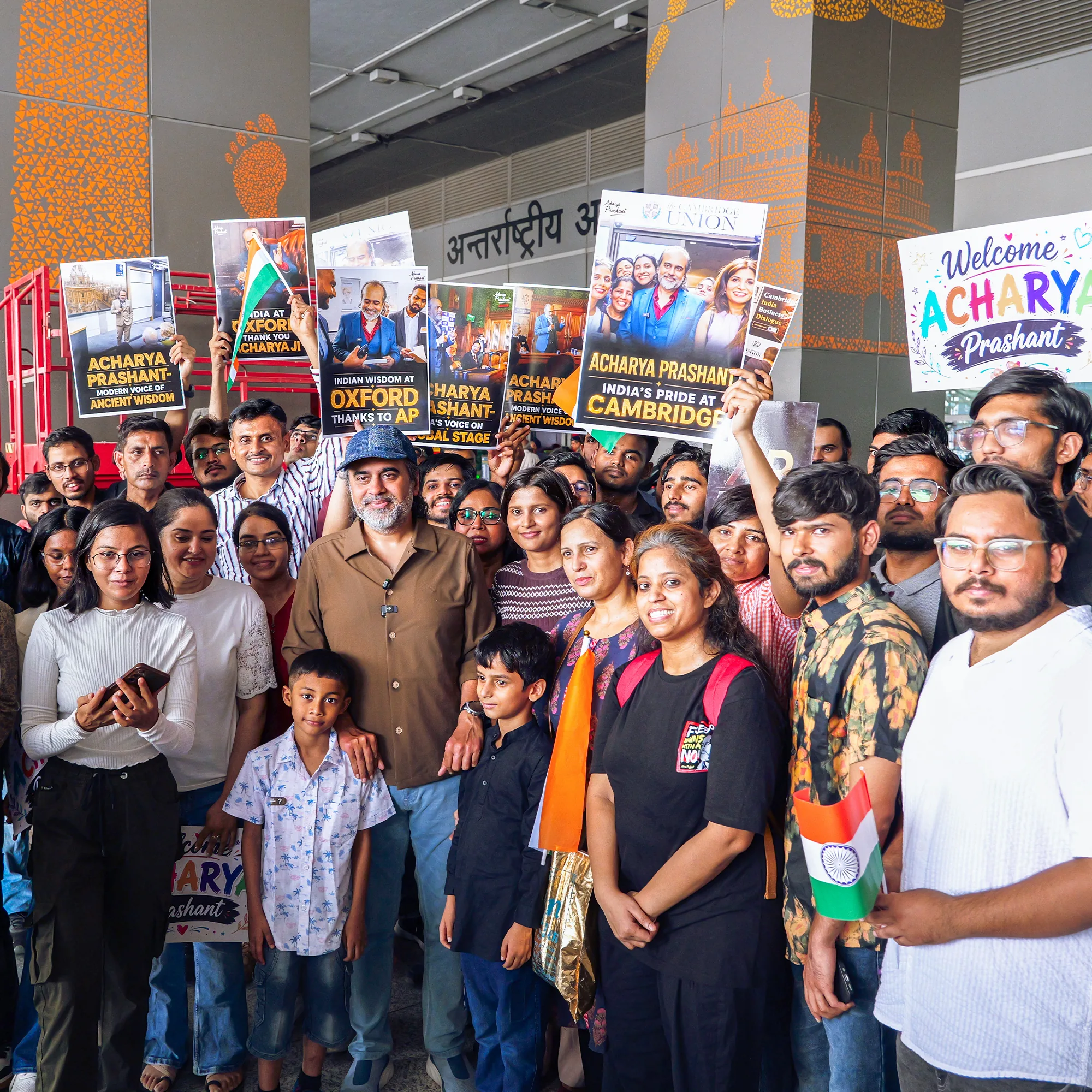 Grand Welcome at Delhi Airport — photo 8