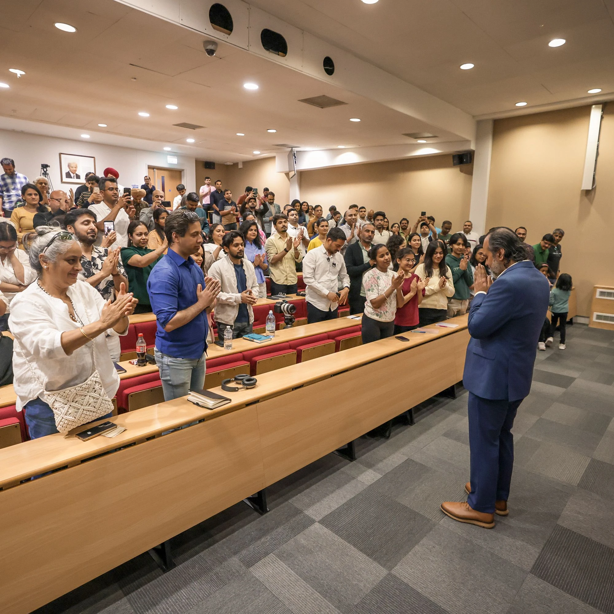 London Public Session — photo 15