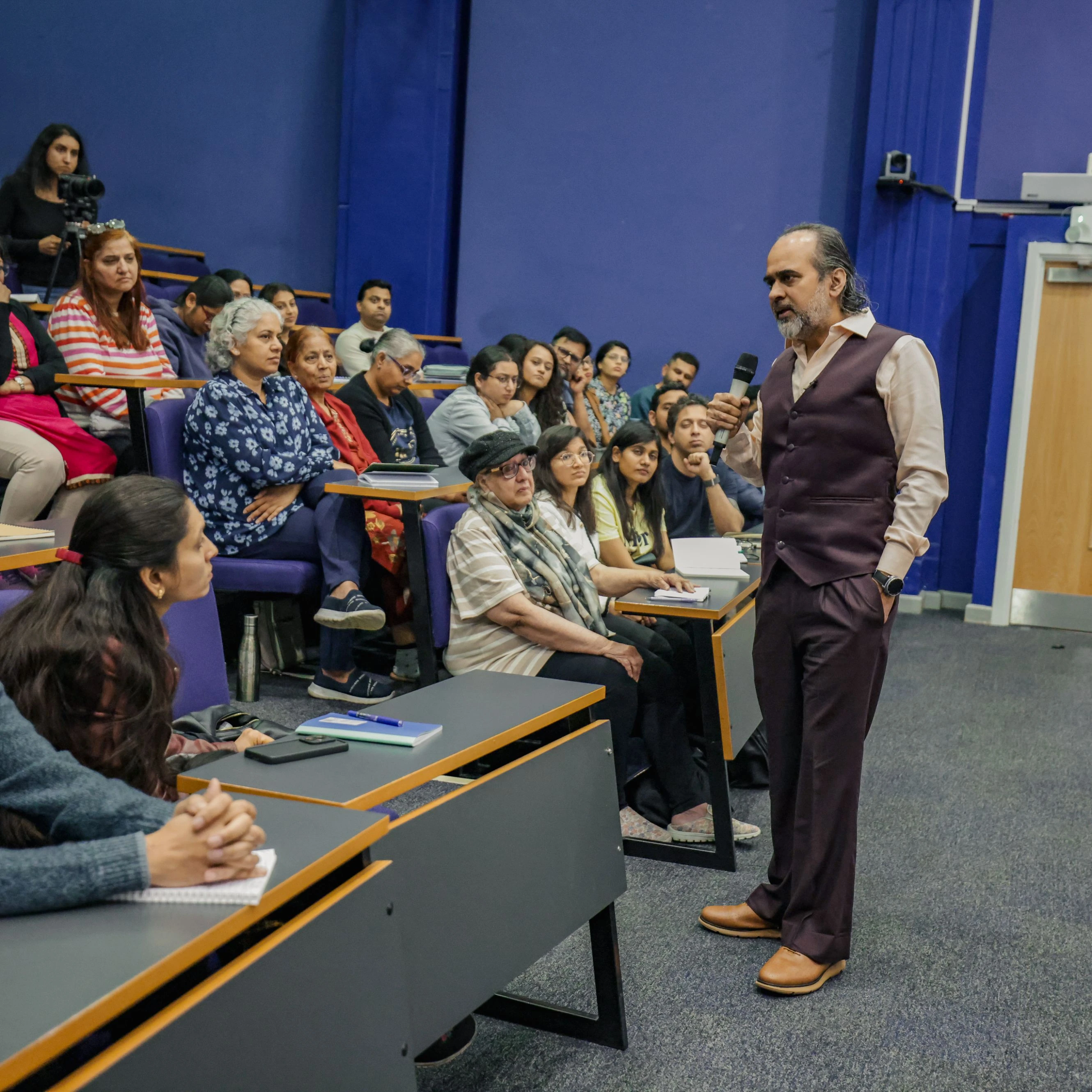 London Public Session — photo 11